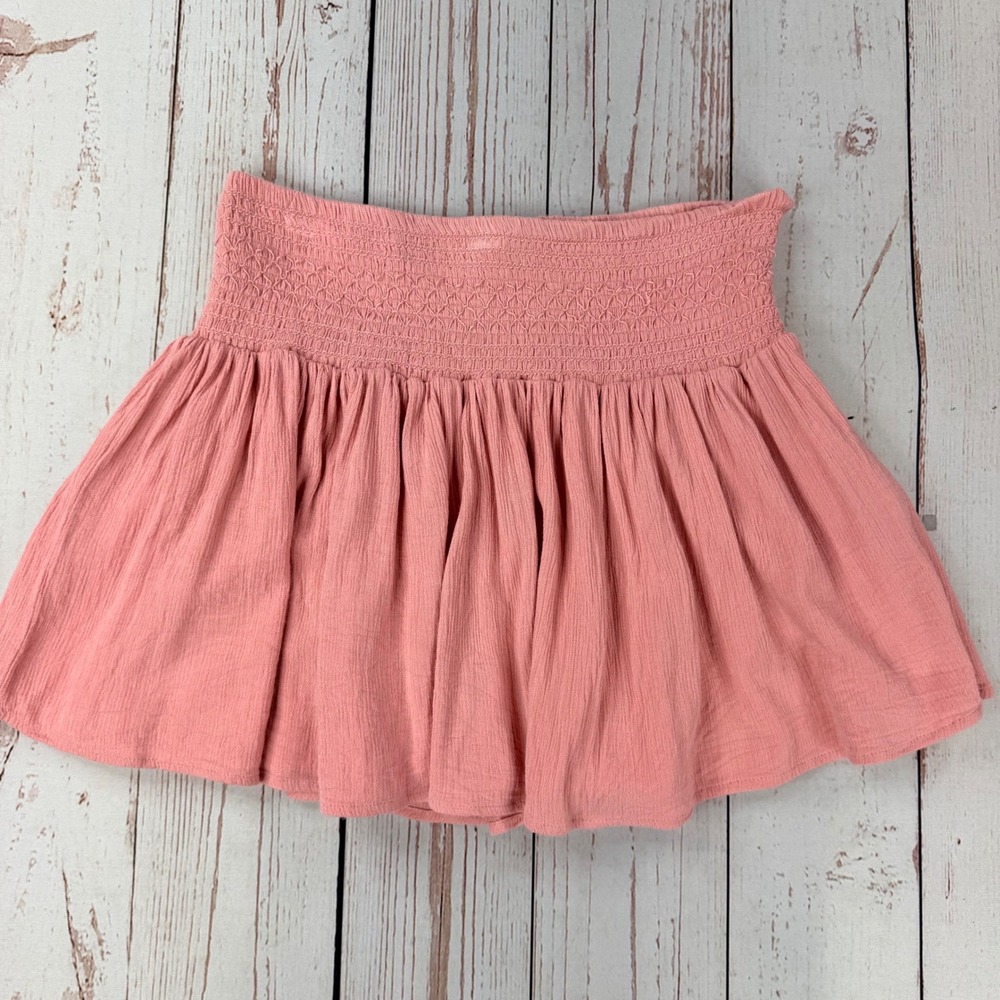 Forever 21 Pink Smocked Waist Mini Skirt Rayon Textured Flared Size L